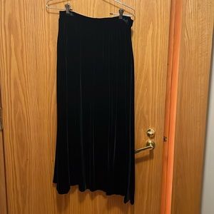 Vintage Ann Taylor ruched velvet midi skirt